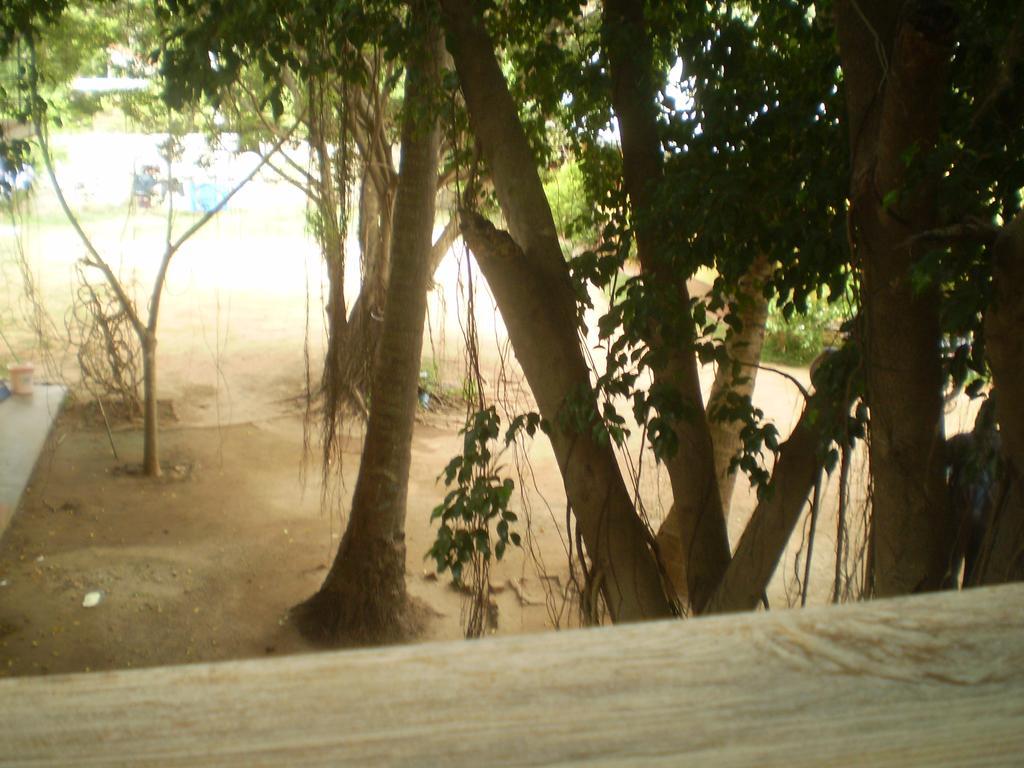 Hotel Pearl Gate Chilaw Exterior photo